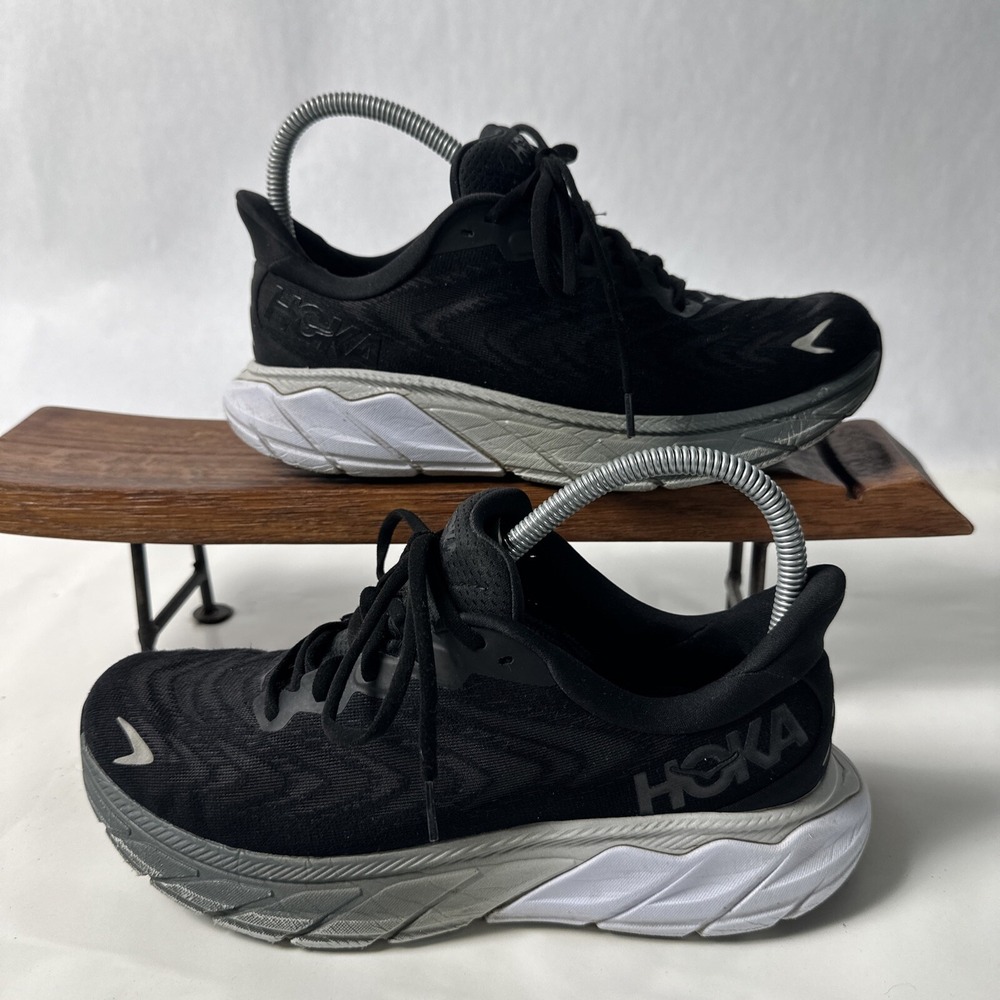 HOKA One One Arahi 6 Wide Running Shoes Black/White Men’s Size 8.5B